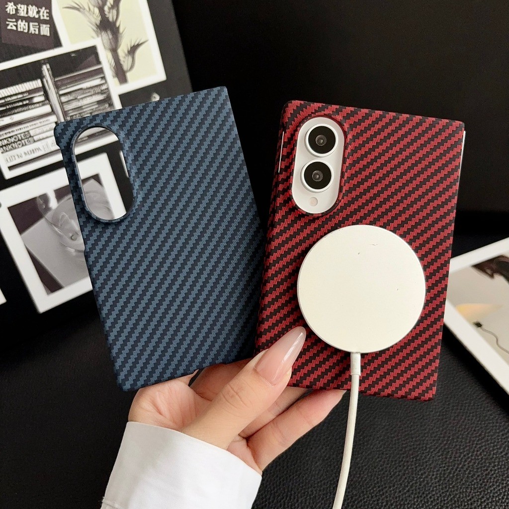 Carbon Fiber For Magsafe Magne - огляд і ціна Tempered Glass Screen
